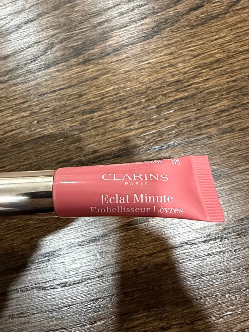 Clarins Eclat Minute Lip Balm Gloss – Coral Pink